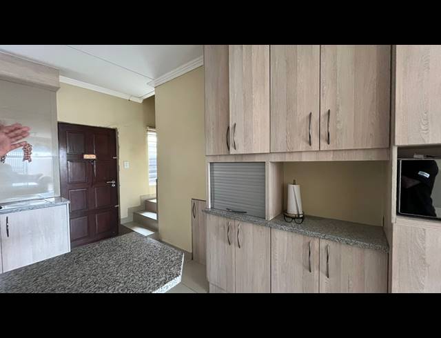 2 BEDROOM TOWNHOUSE FOR SALE IN MAYBERRY PARK
